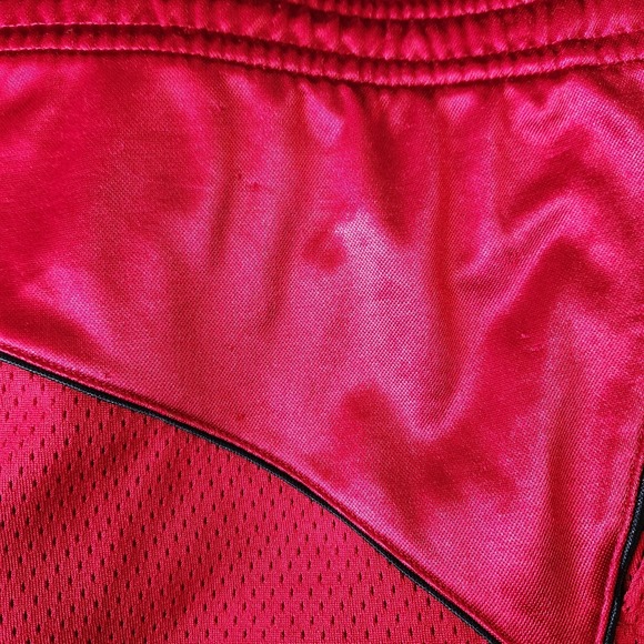 VTG AND1 Mens Medium Red Black Basketball‎ Court Shorts Drawstring Pockets Y2k - Picture 8 of 10